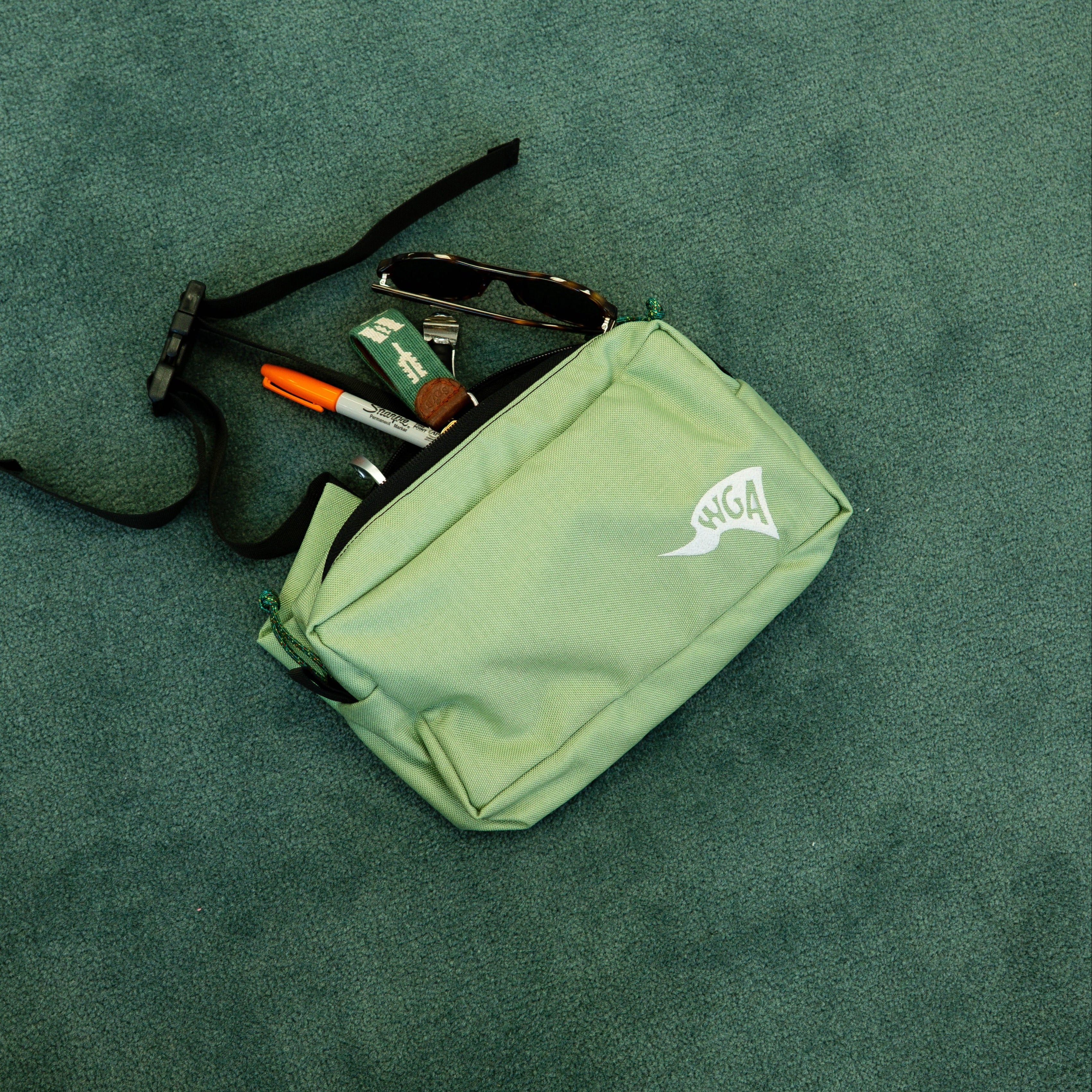 SSC x WGA Caddie Sling