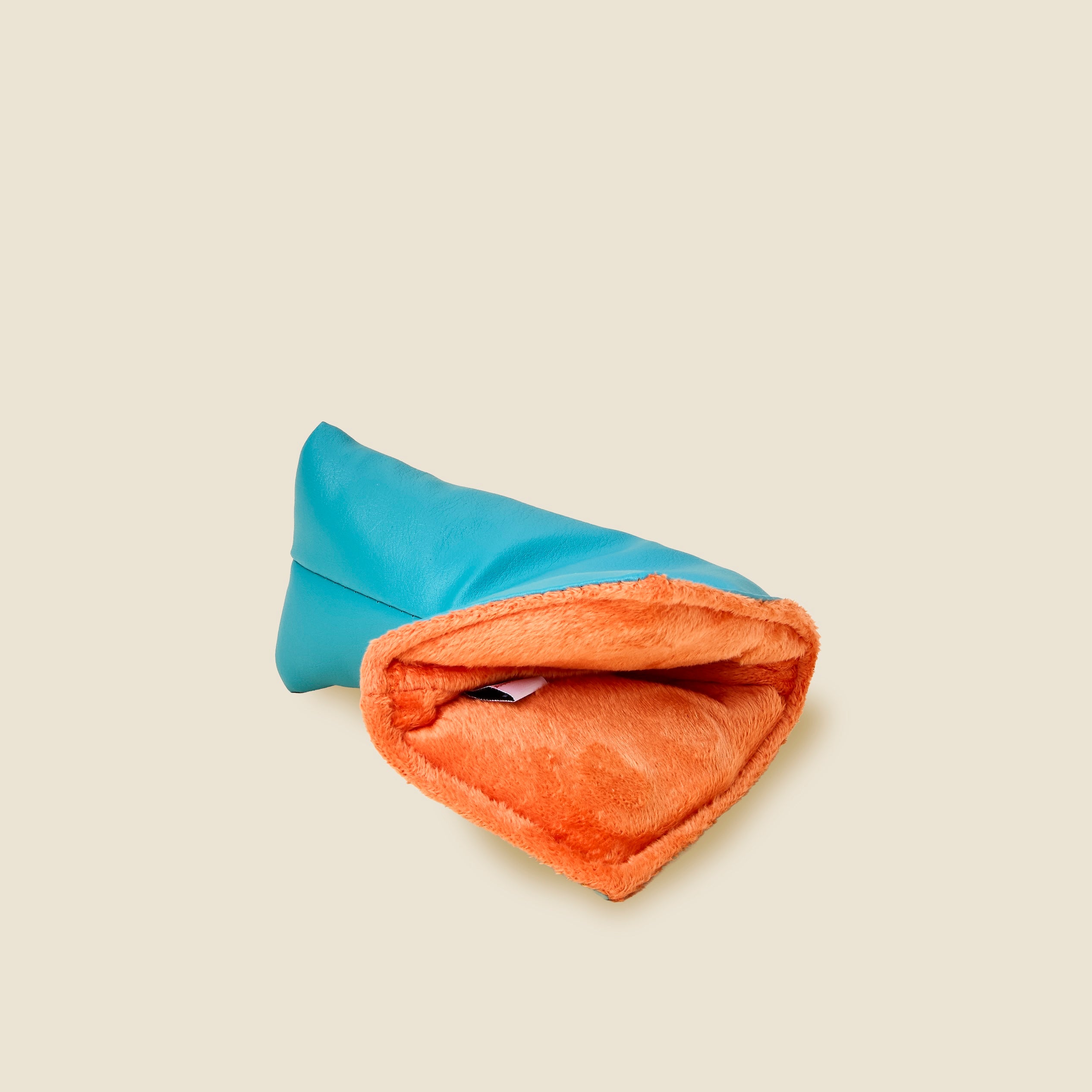 SSC x Tito's Blade Putter Cover