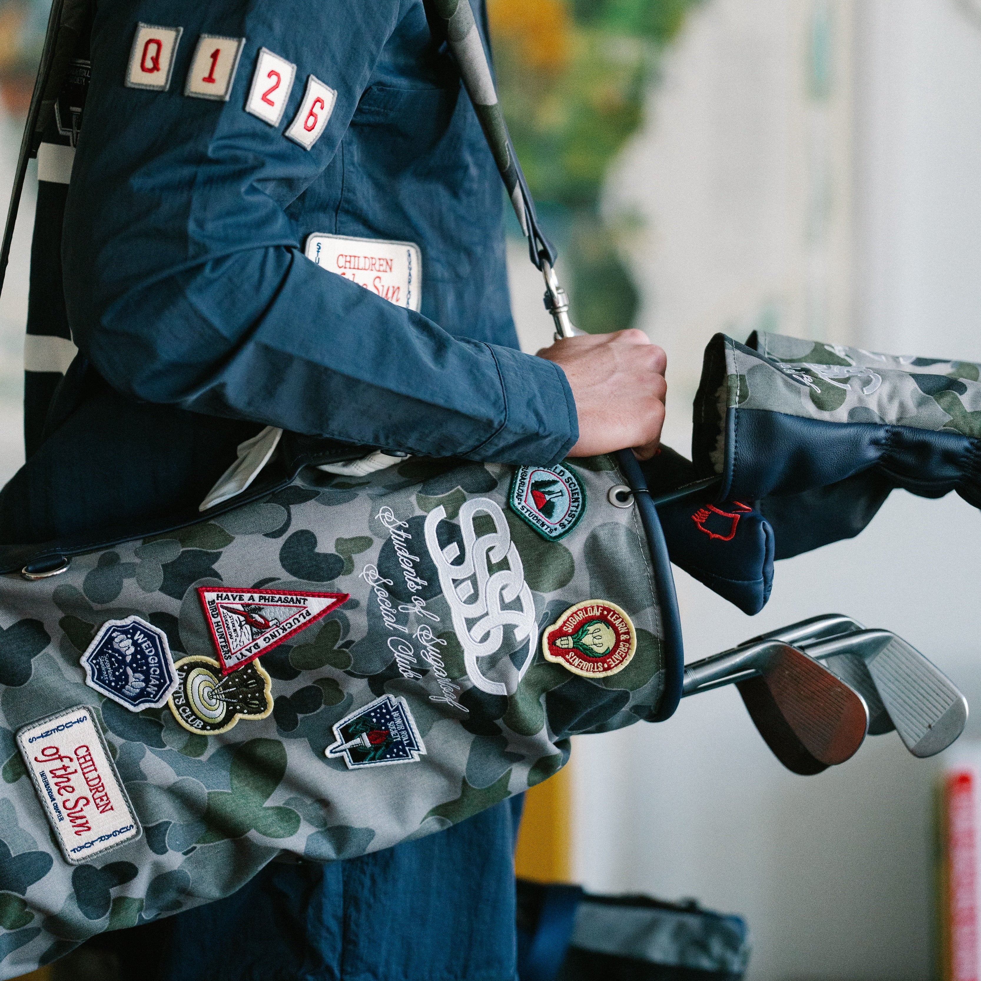 Students of SSC MacKenzie Golf Bag