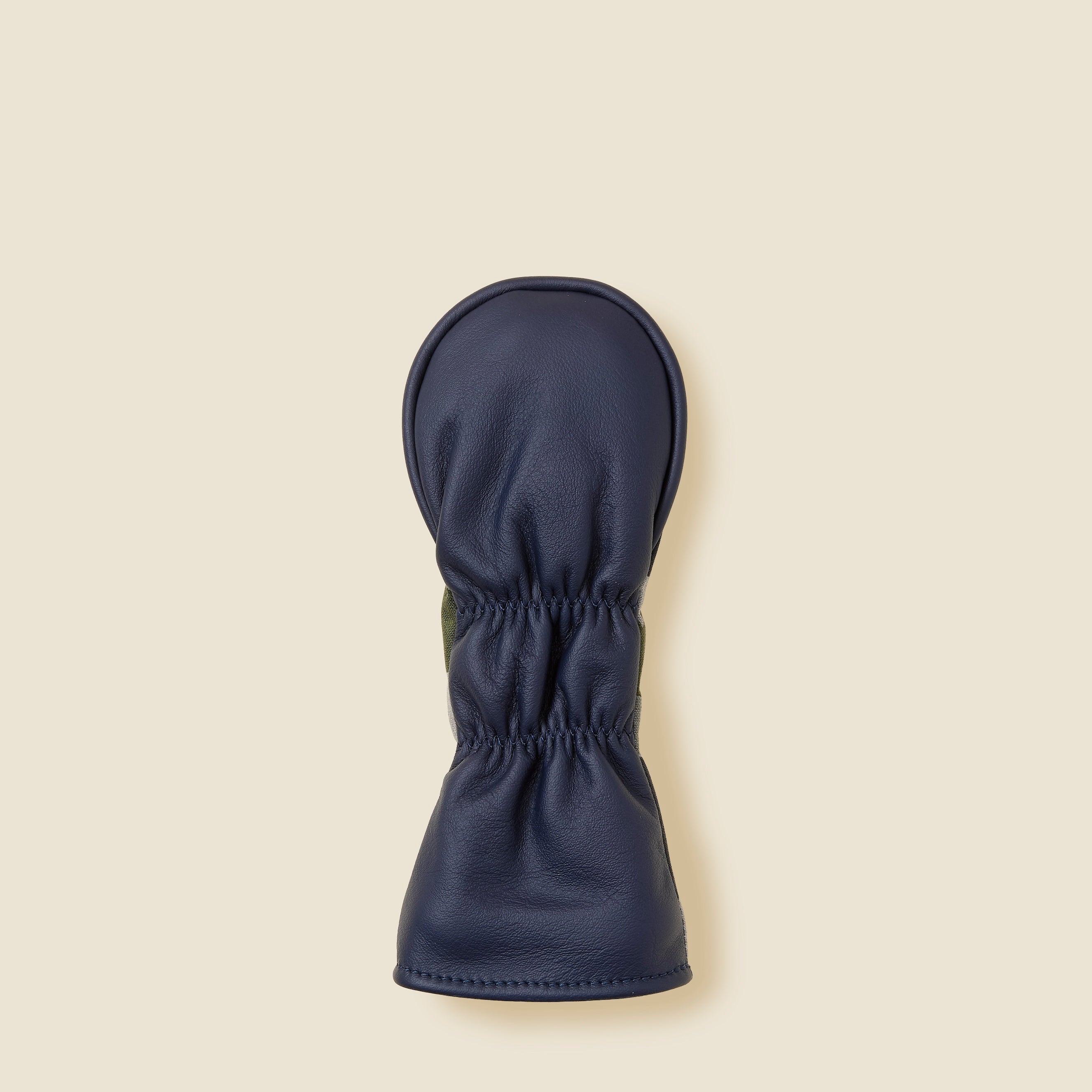 Students of SSC Leather Headcovers